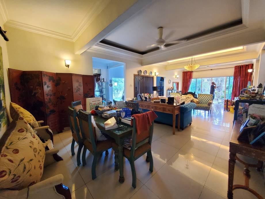 Double Storey Bungalow Section 12, Shah Alam - photo 8