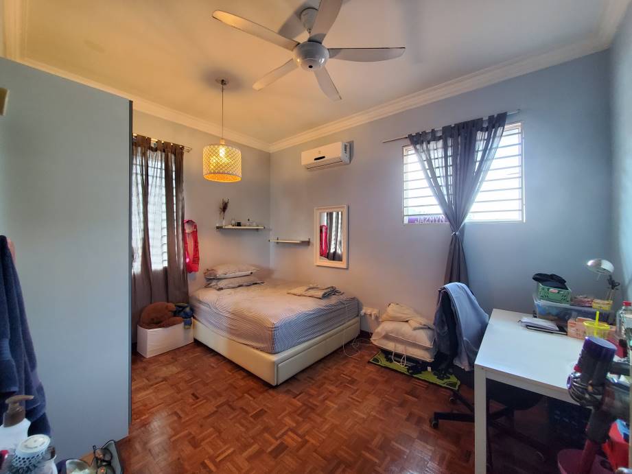 Double Storey Bungalow Section 12, Shah Alam - photo 12