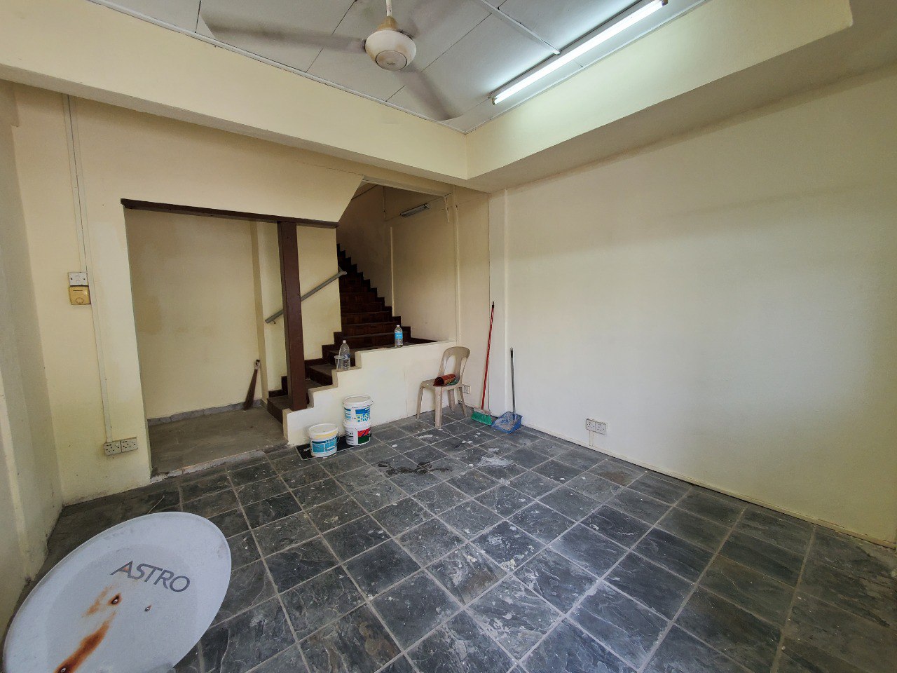 Townhouse Jalan Marmar Seksyen 7, Shah Alam - photo 7
