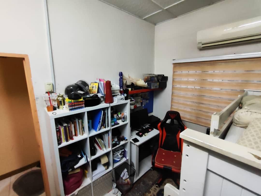 2 Storey Terrace House Seksyen 18, Shah Alam - photo 7