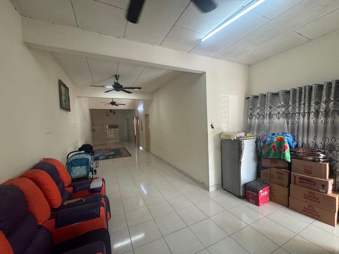 Single Storey Terrace House Taman Saujana, Nenas - photo 5