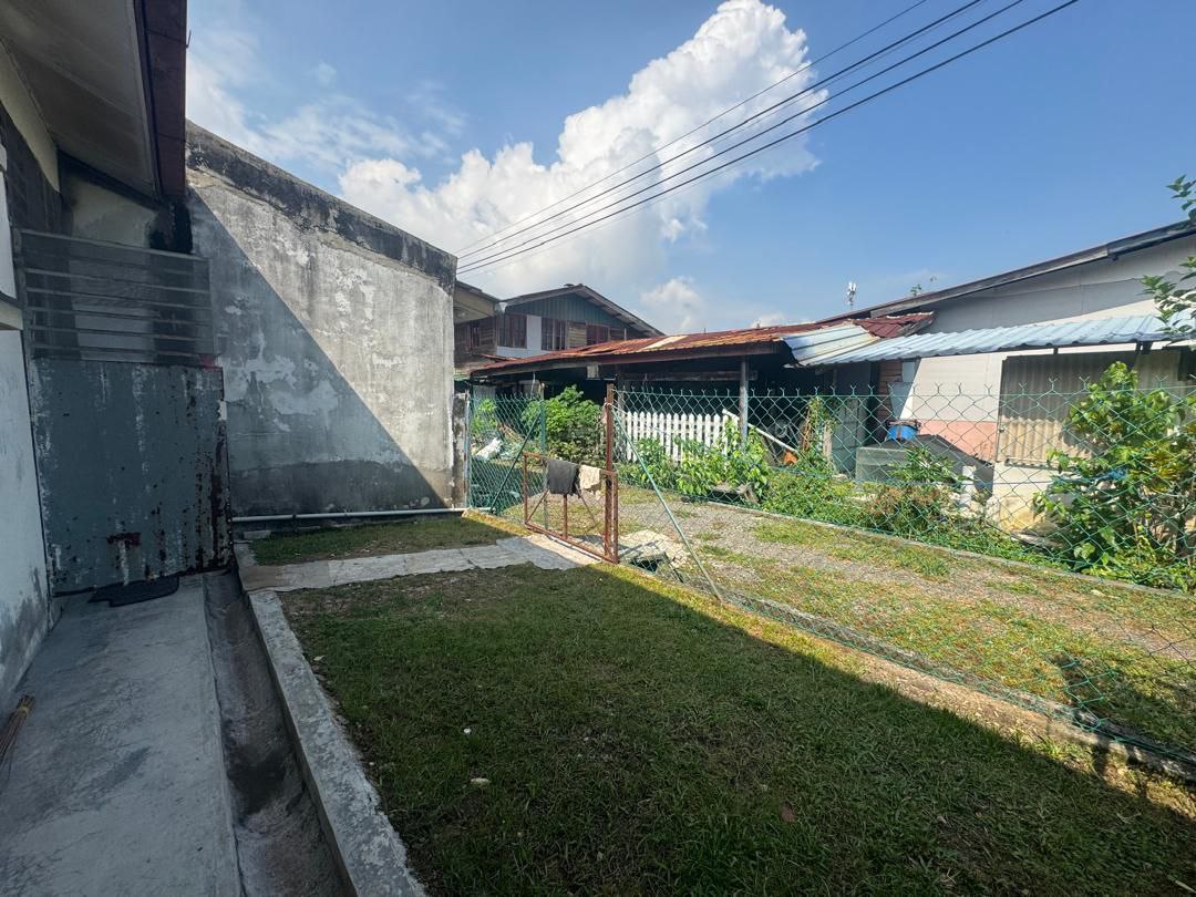 Single Storey Terrace House Taman Saujana, Nenas - photo 6