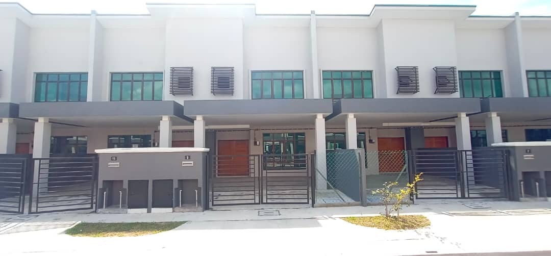 2 Storey Irama Bayu Jalan Kebun Seksyen 30