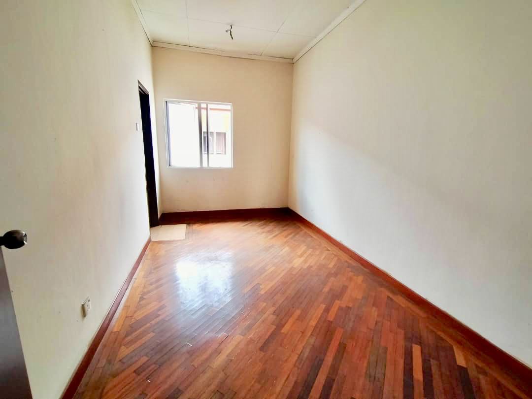 Jalan Nova Seksyen U5 69 Subang Bestari - photo 6
