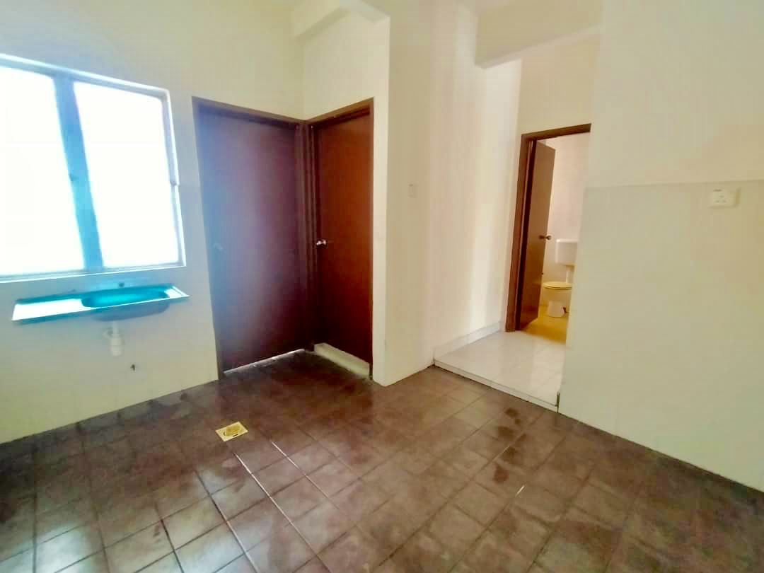 Jalan Nova Seksyen U5 69 Subang Bestari - photo 8