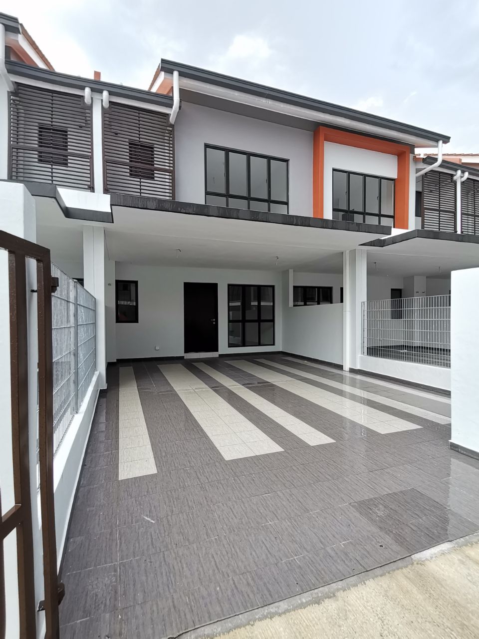 Double Storey Type Q2  Adeya Setia Alam - photo 2