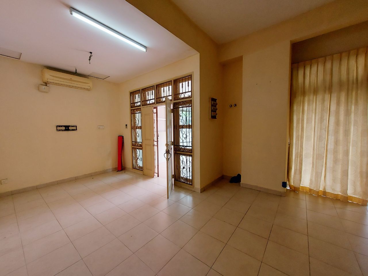 2 Storey Superlink near Surau, Seksyen 7, ShahAlam - photo 4