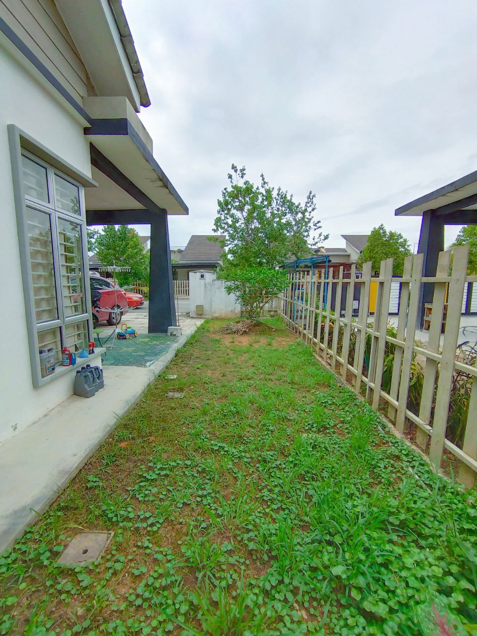 Taman Merpati Olak Lempit Banting, Semi D - photo 10