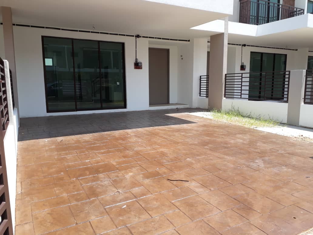 Taman Saujana KLIA Kota Warisan Sepang,Selangor - photo 2