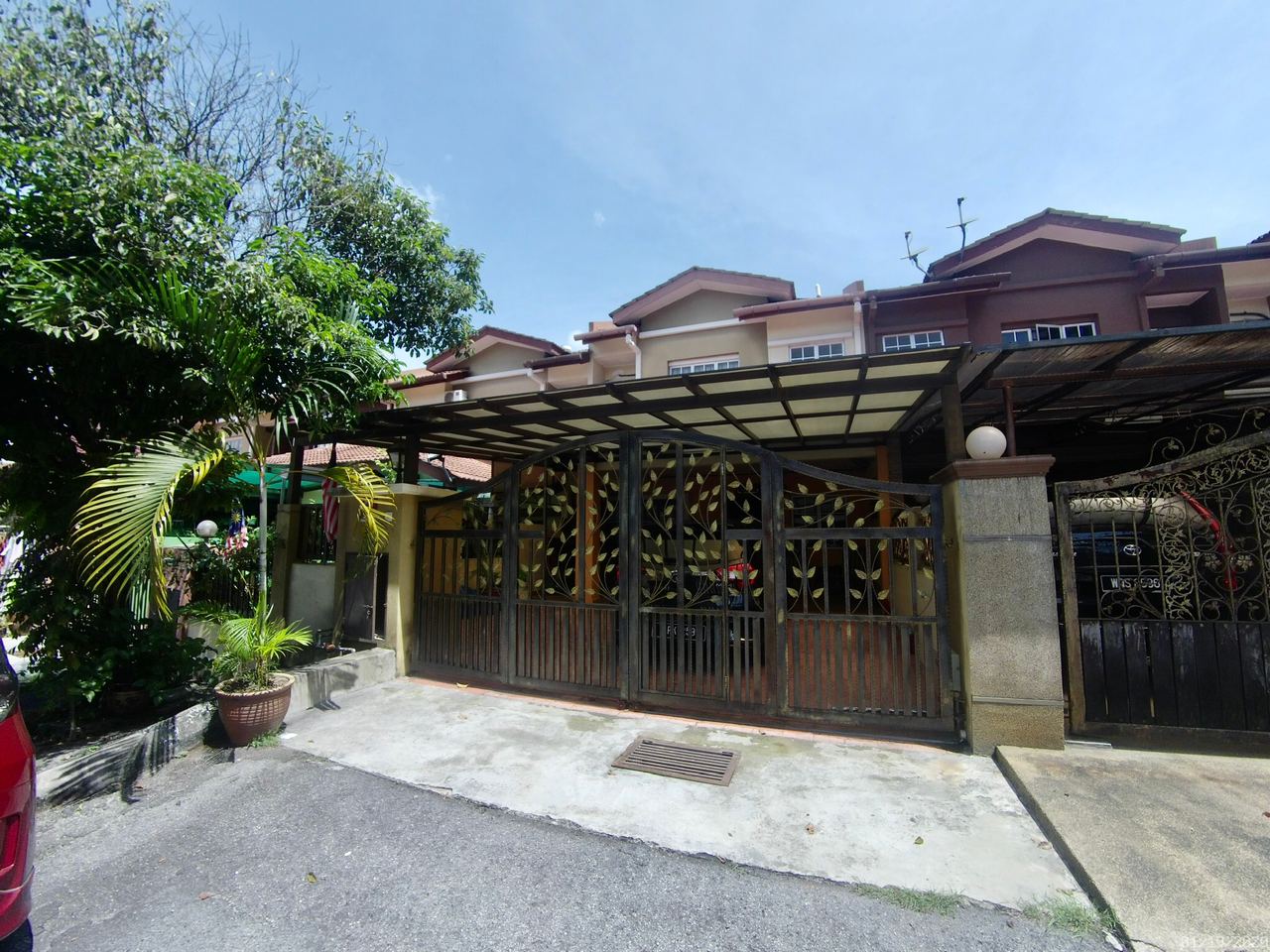2 Storey House Bandar Tun Hussein Onn Cheras - photo 1