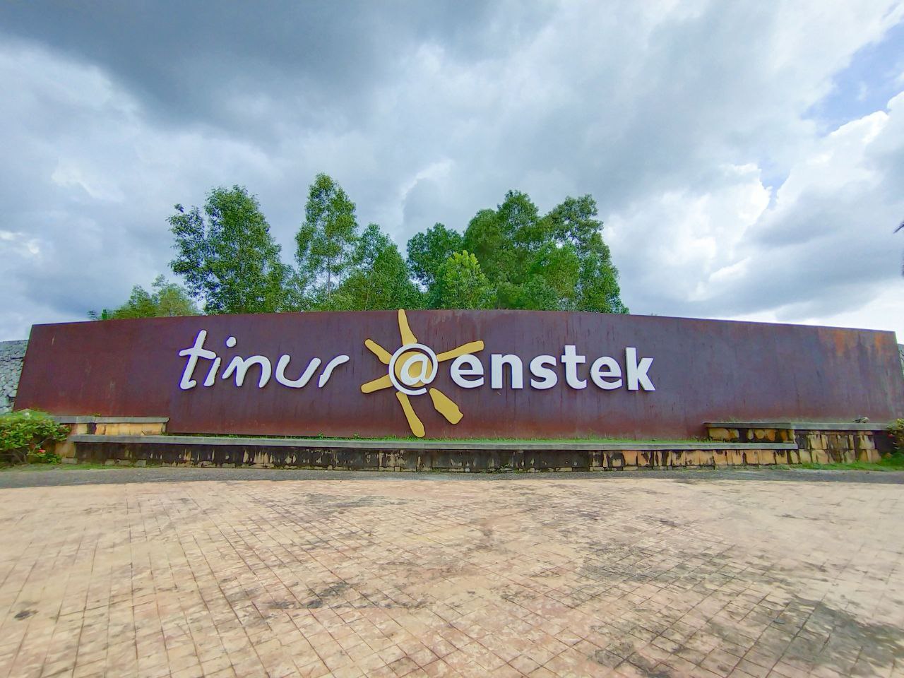 HUNDRED EAST Bandar Enstek Nilai - photo 13