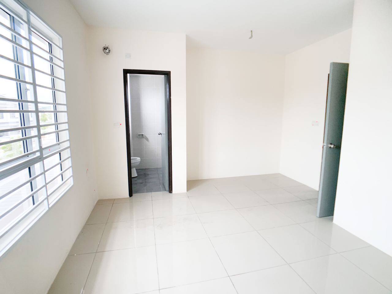 2 STOREY TERRACE IRAMA PERDANA LBS ALAM PERDANA - photo 7