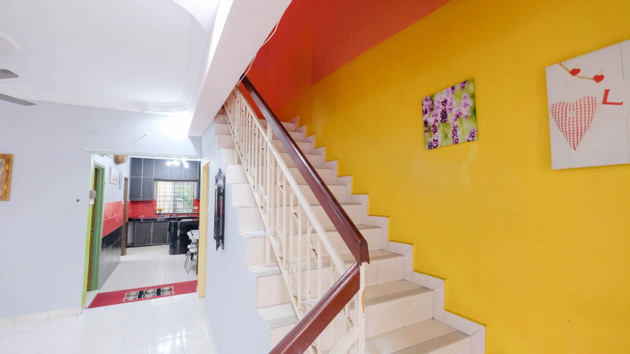 Lorong Az Zaharah , Seksyen 10 Puncak Alam Fasa2 - photo 5