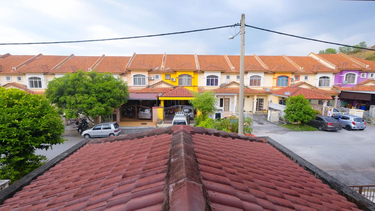 Lorong Az Zaharah , Seksyen 10 Puncak Alam Fasa2 - photo 11