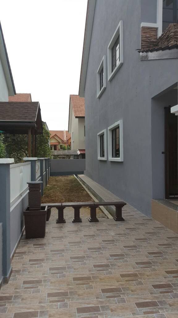 DOUBLE STOREY BANDAR NUSAPUTRA, PRESINT 2 PUCHONG - photo 3