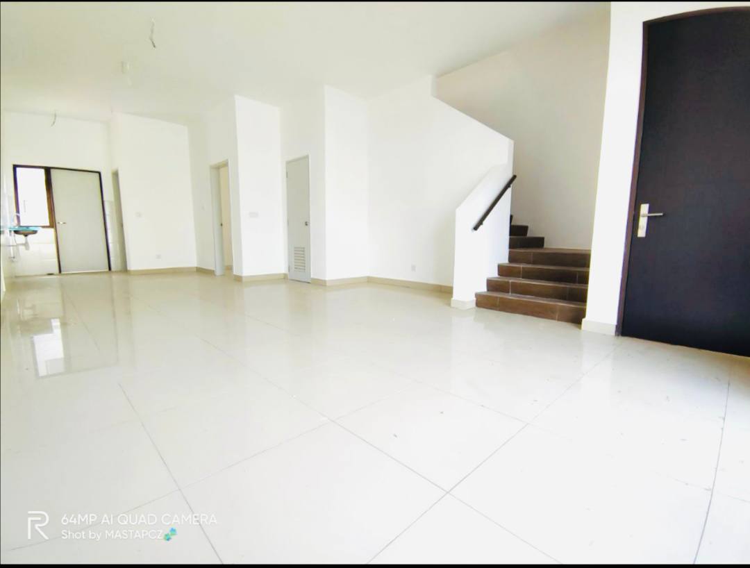 Double Storey Link house Bandar Mahkota Banting - photo 3