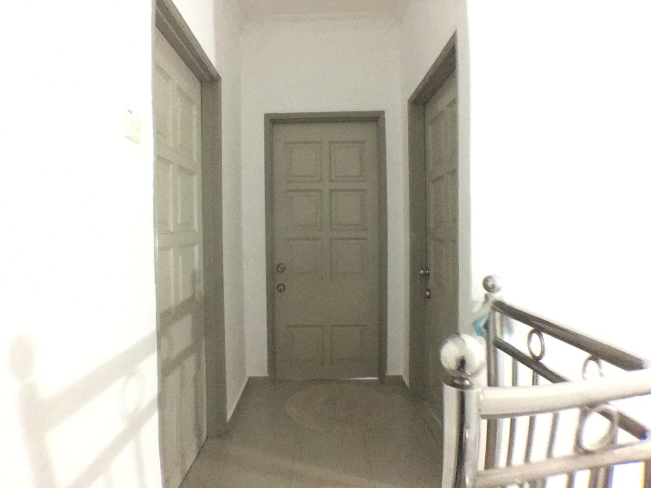 Below Market Double Storey Taman Kajang Utama - photo 6