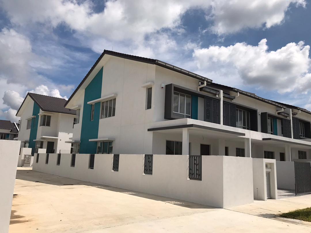 Double Storey EndLot Amani Serenia City, Sepang - photo 2
