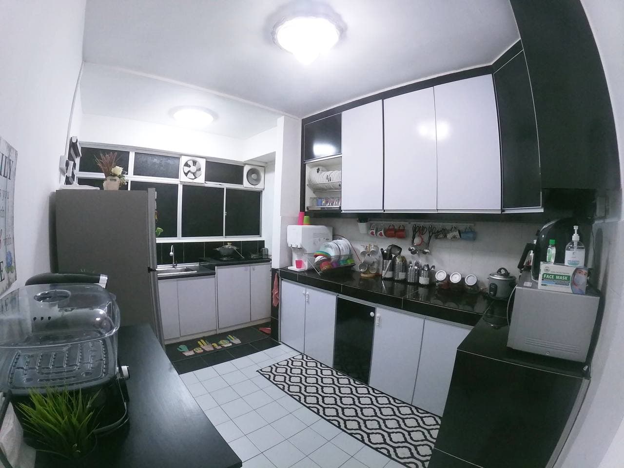 RENOVATED LAKSAMANA PURI CONDOMINIUM - photo 8