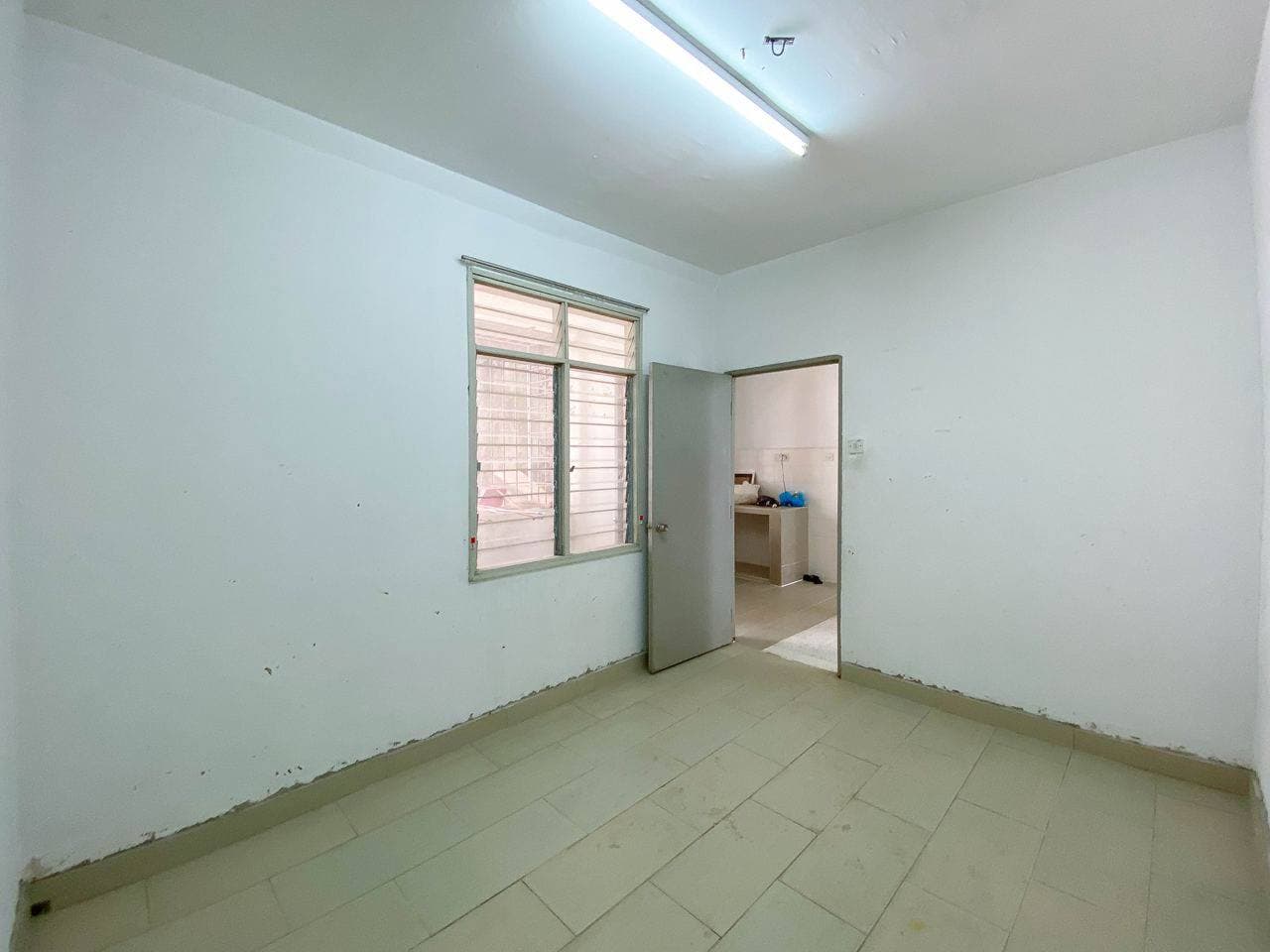 Anggerik Apartment  Taman Putra Perdana, Puchong - photo 7