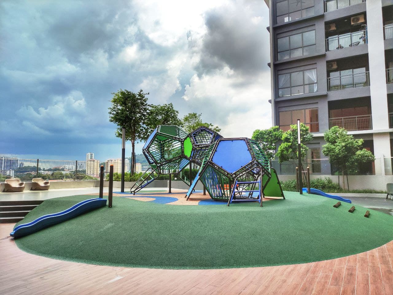 The Holmes 2 Condominium, Bandar Tun Razak, Cheras - photo 2