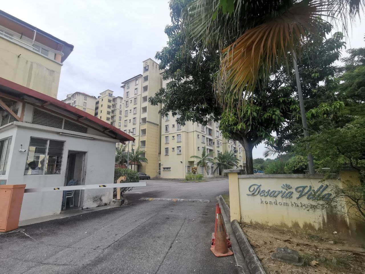 DESARIA VILLA CONDOMINIUM, PUCHONG SELANGOR - photo 2