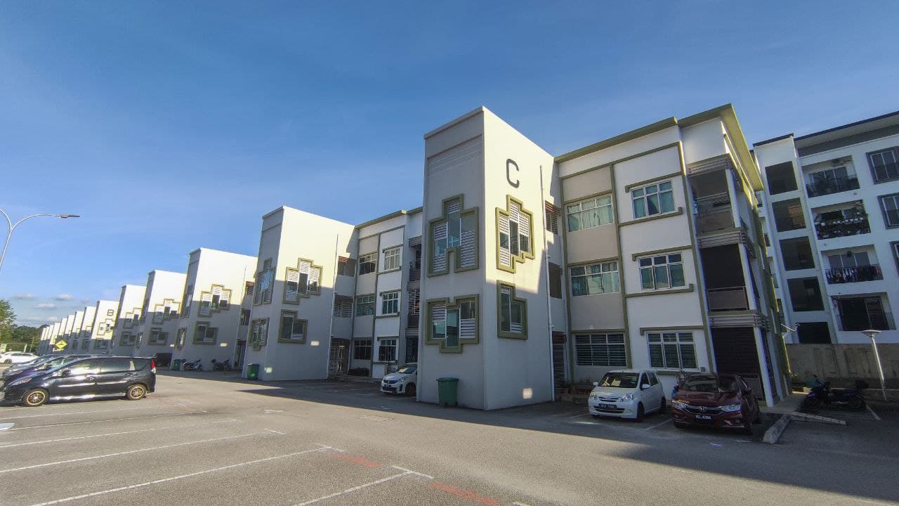 END UNIT TOWNHOUSE CITRA RESIDENCY, NILAI, NEGERI