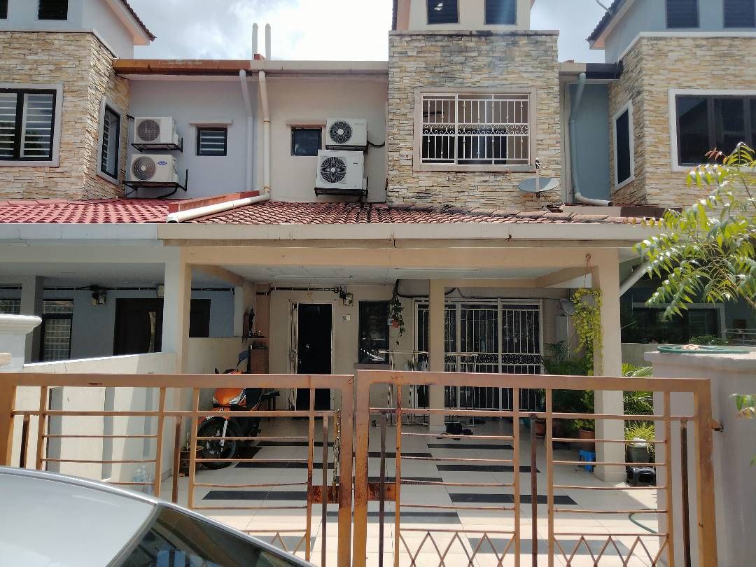 Double Storey Terrace in Taman Bayu Perdana, Klang