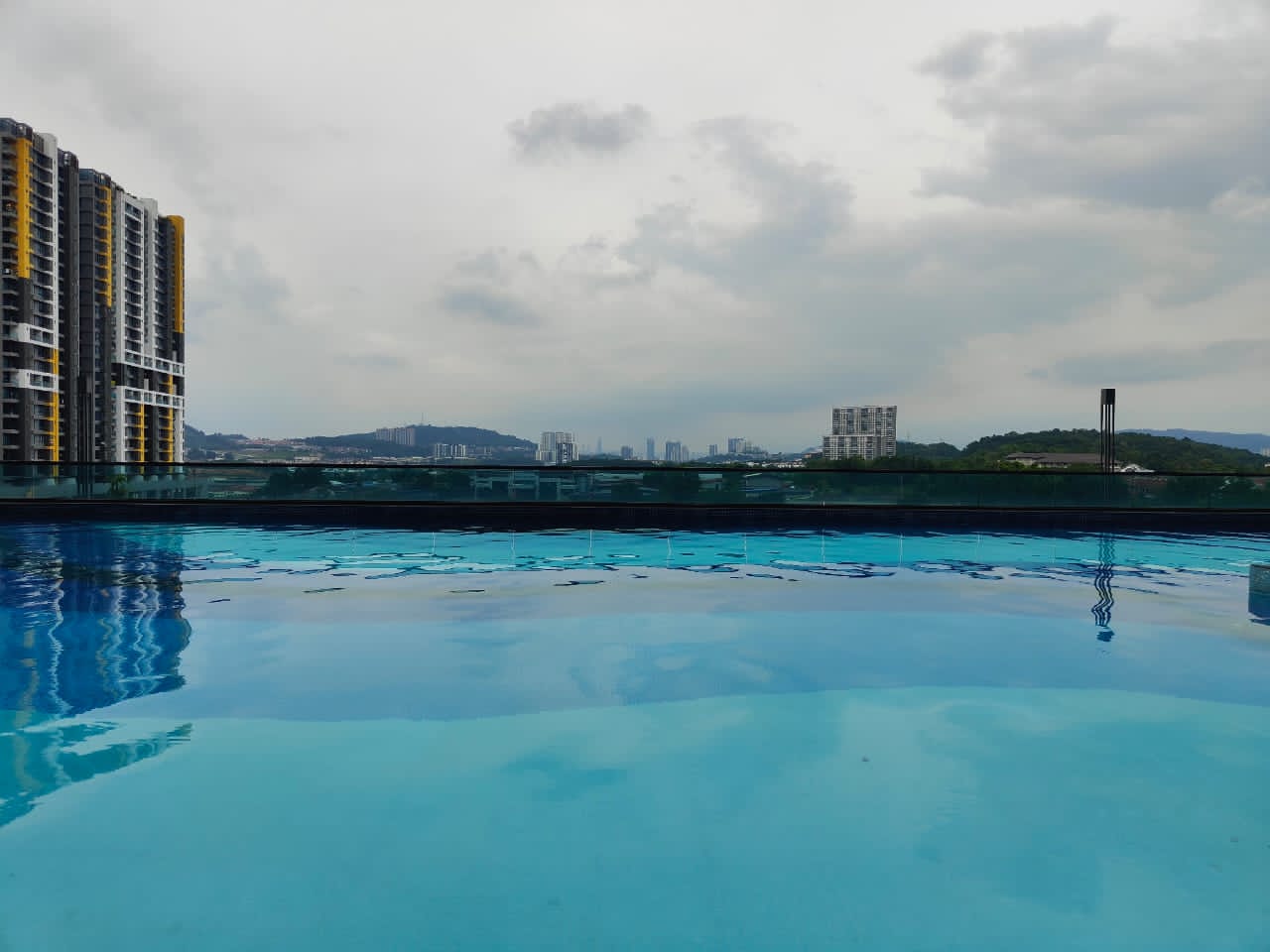Symphony Tower Studio 330k - photo 3