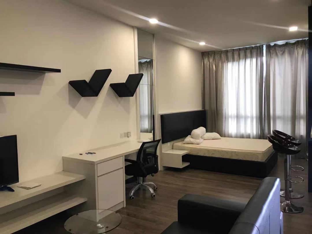 Landmark Residence Studio Unit - photo 5