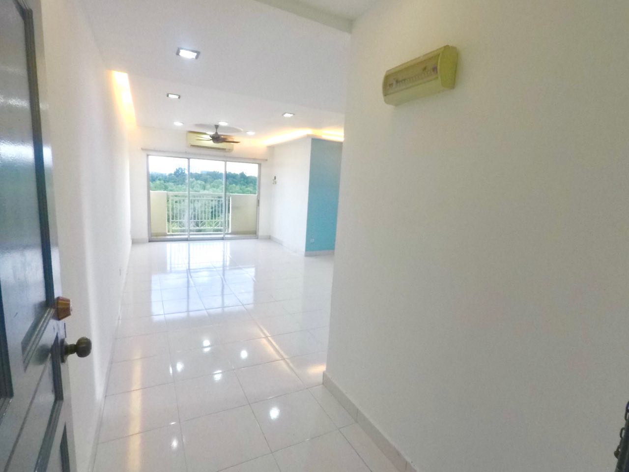 Villa Pavillian Condominin CORNER LOT - photo 3