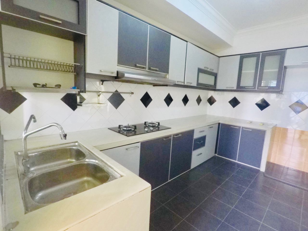 Villa Pavillian Condominin CORNER LOT - photo 8