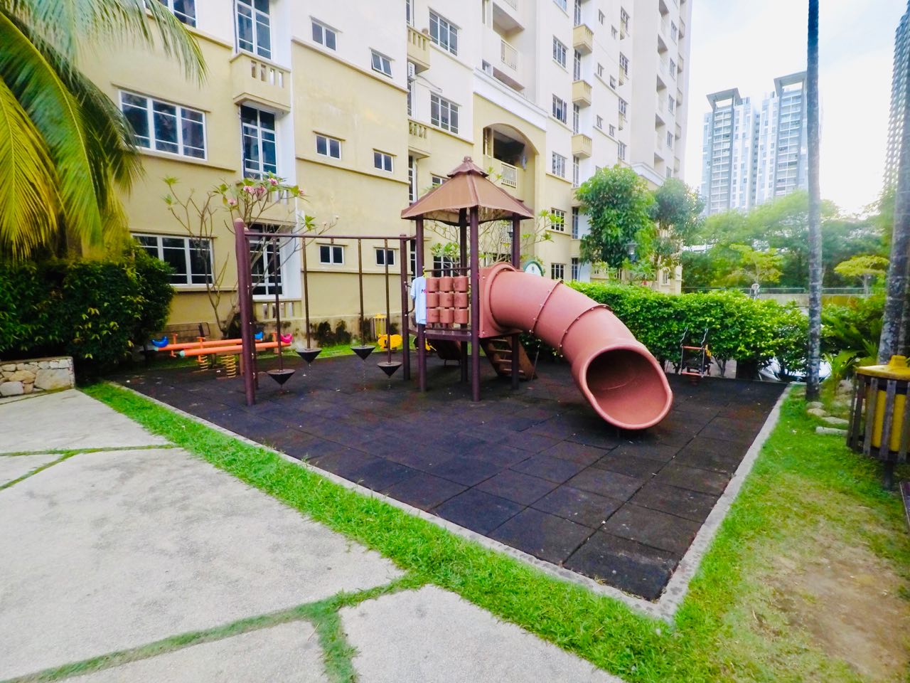 Villa Pavillian Condominin CORNER LOT - photo 12