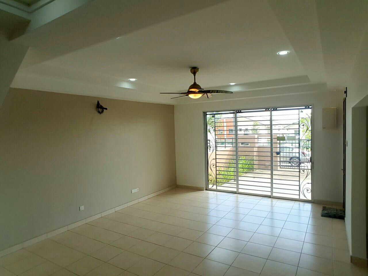 Double Storey Oleander Type Bandar Sri Coafields - photo 5