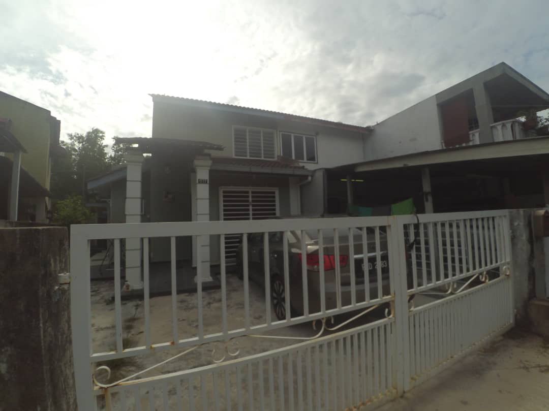 Endllot Teres 2 Tingkat Taman Kantan Permai