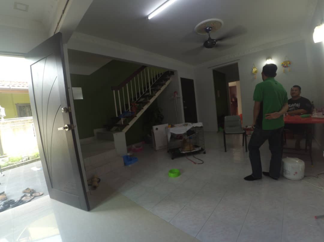 Endllot Teres 2 Tingkat Taman Kantan Permai - photo 6