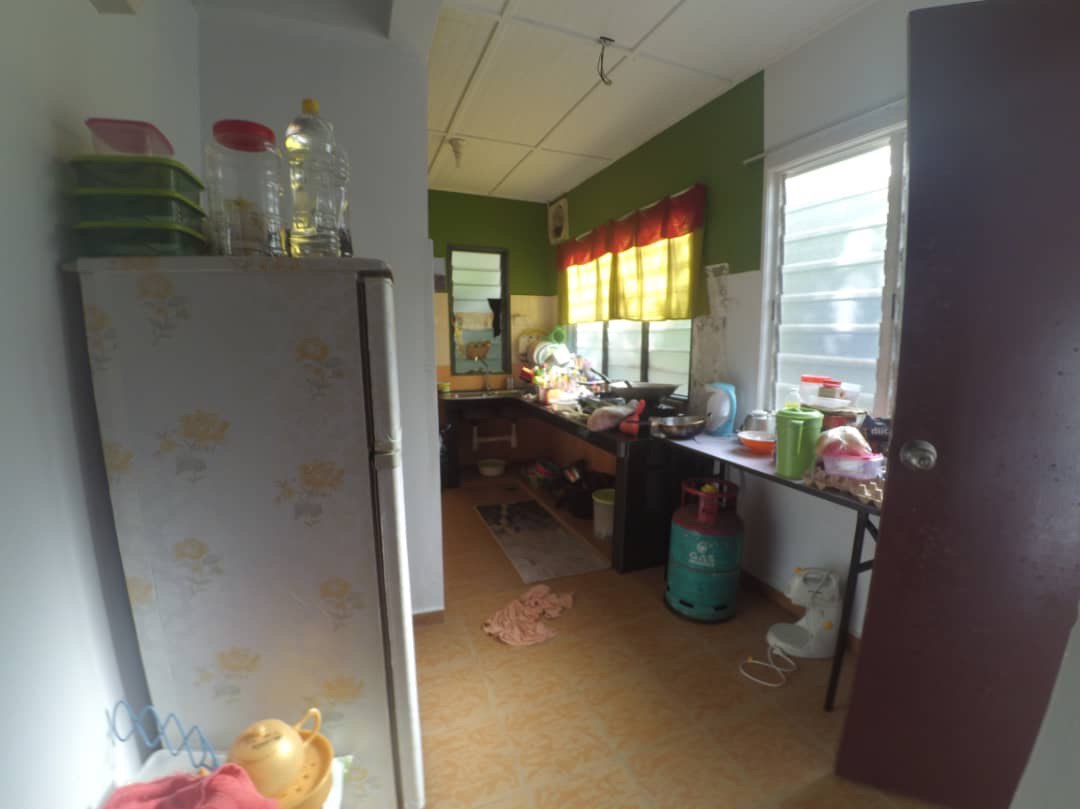 Endllot Teres 2 Tingkat Taman Kantan Permai - photo 10