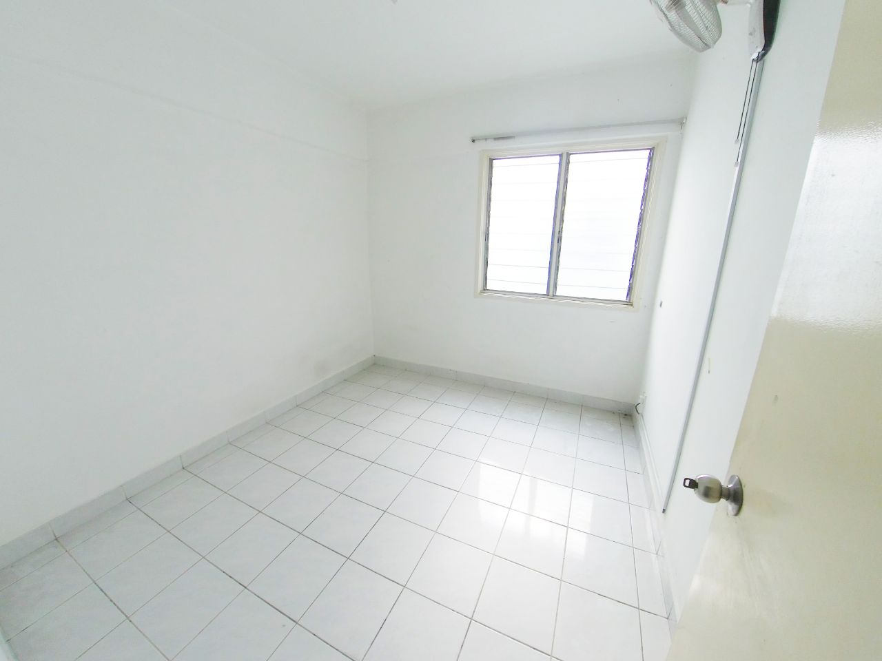 Pangsapuri Perdana Seksyen 13 Shah Alam - photo 3