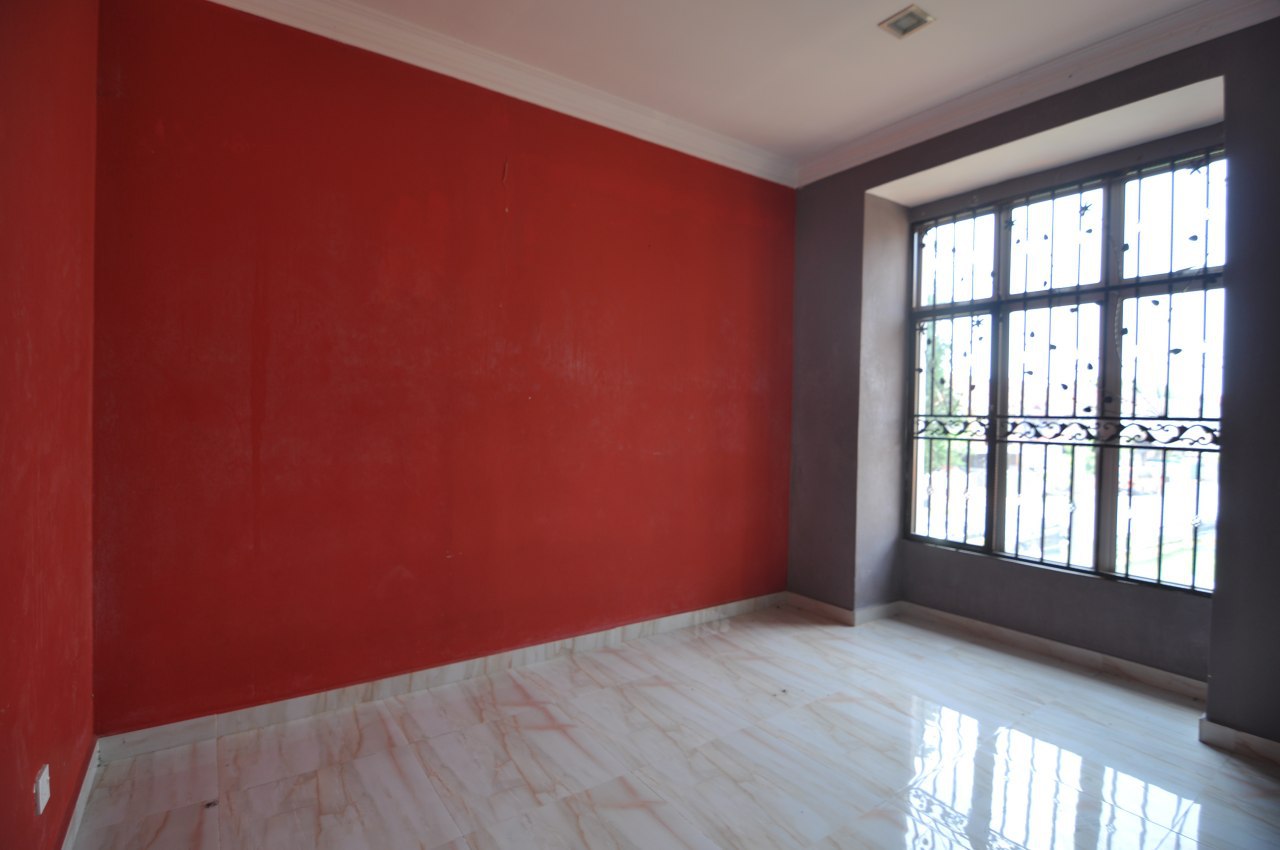 Corner Lot Taman Puchong Prima - photo 4