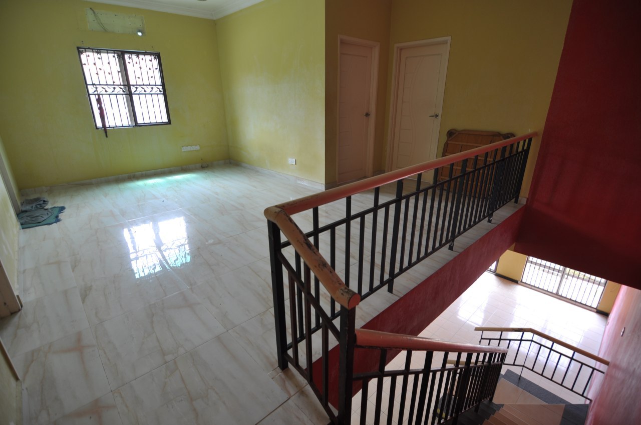 Corner Lot Taman Puchong Prima - photo 6