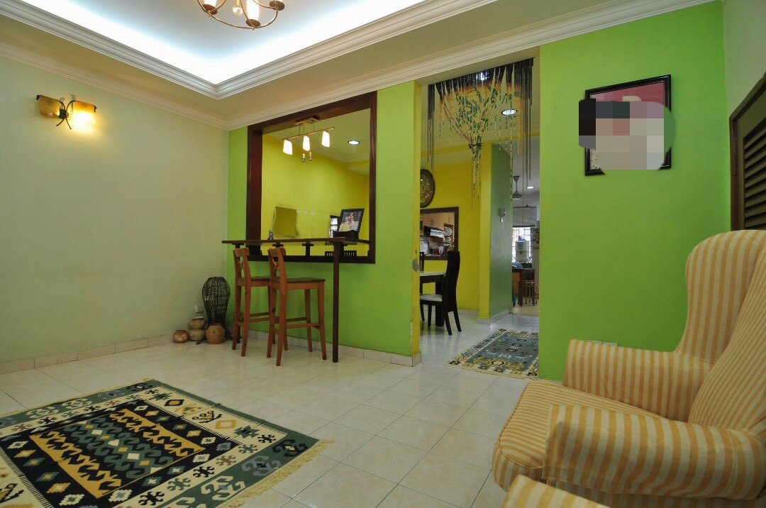 Front Open Space Taman Puchong Utama - photo 5