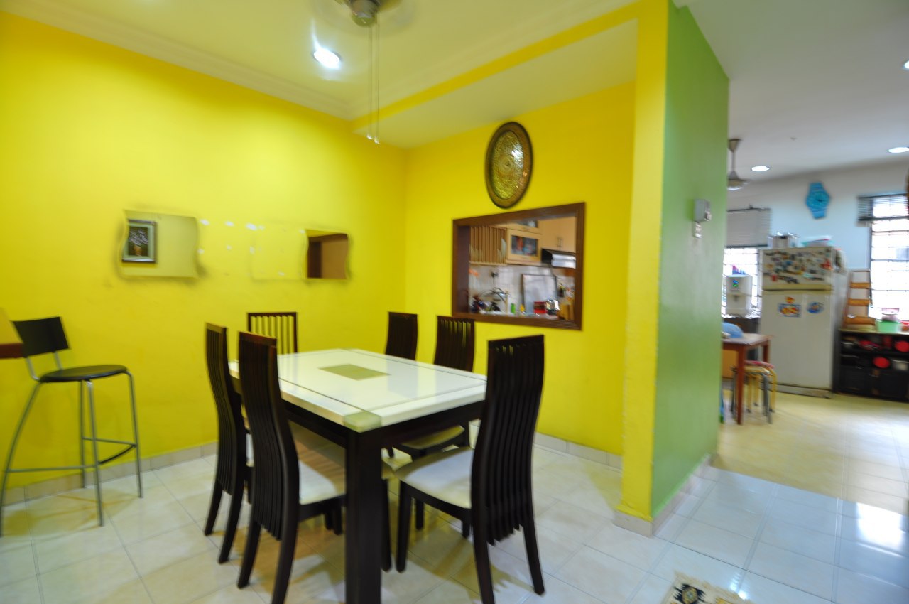 Front Open Space Taman Puchong Utama - photo 8