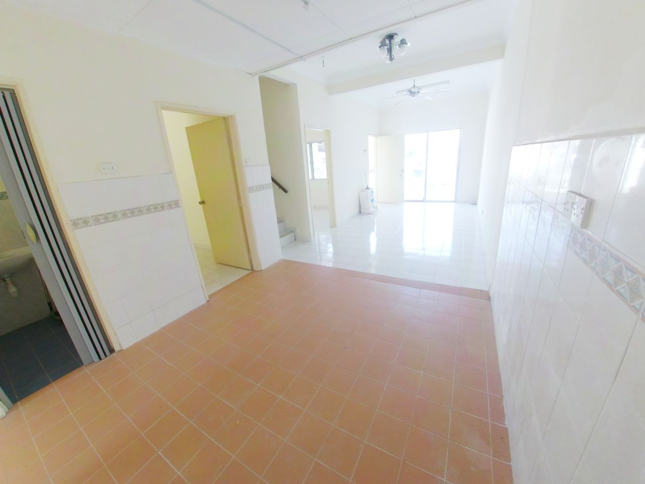 Depan Surau Bandar Tasik Kesuma Semenyih - photo 4
