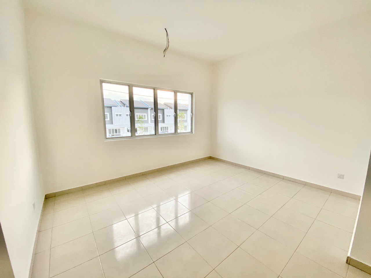 Laman Haris Eco Granduer Bandar Puncak Alam - photo 7