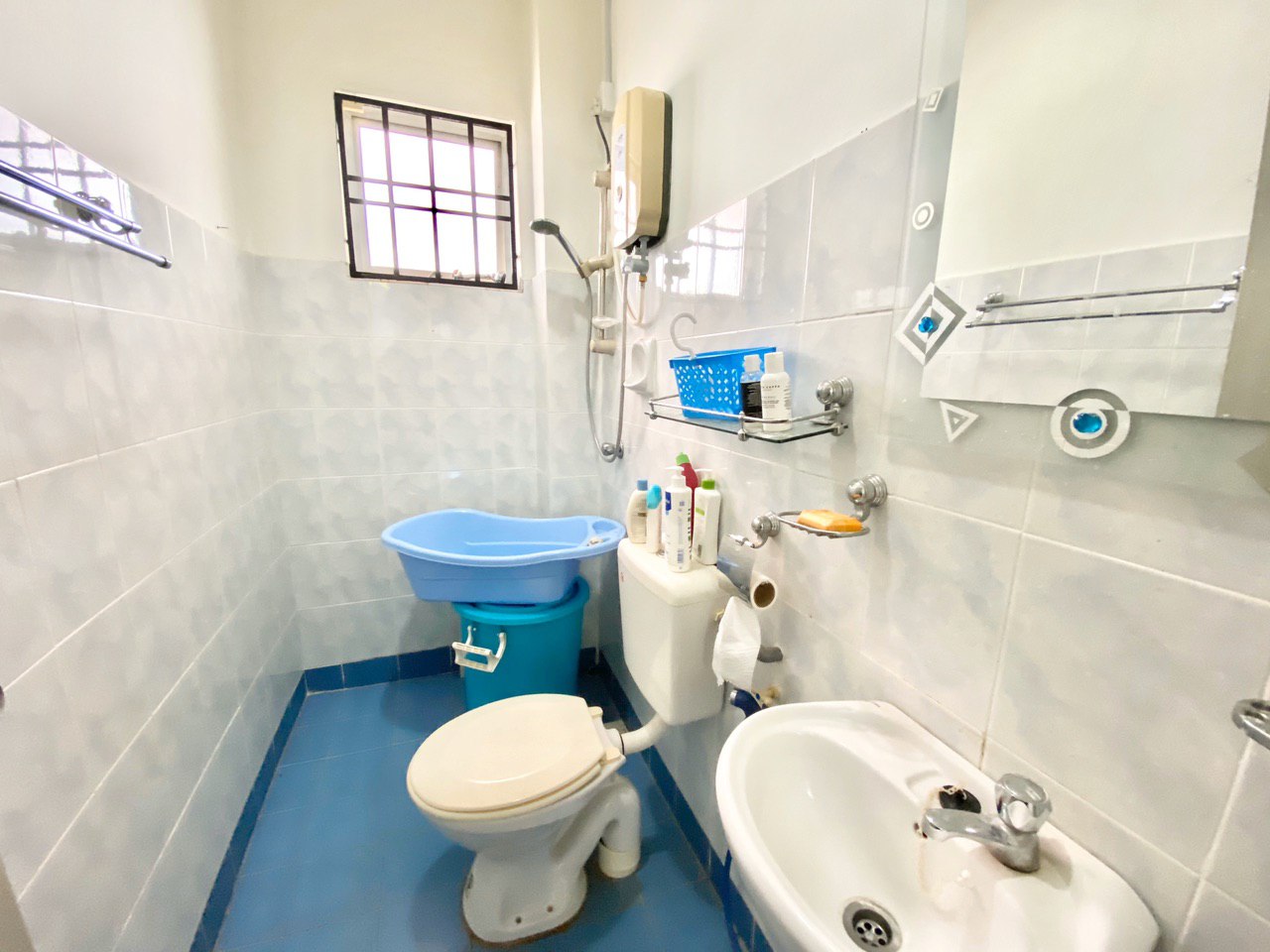 PUJ 7 Taman Puncak Jalil Seri Kembangan - photo 9