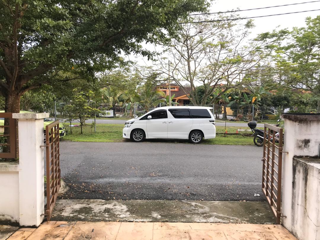 Villa Impiana Taman Pelangi Semenyih - photo 6
