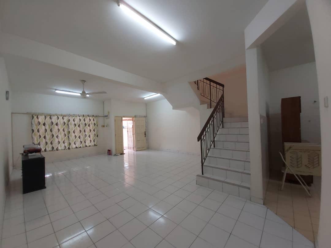 Taman Pelangi Semenyih - photo 6