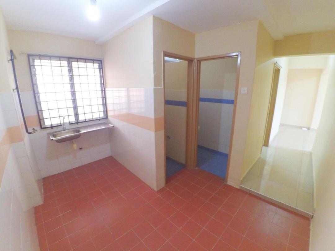 Apartment Putra Damai Presint 11 Putrajaya - photo 8