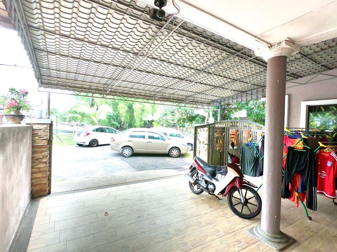 Nice Reno Corner Lot Facing Open Bandar Kinrara - photo 2