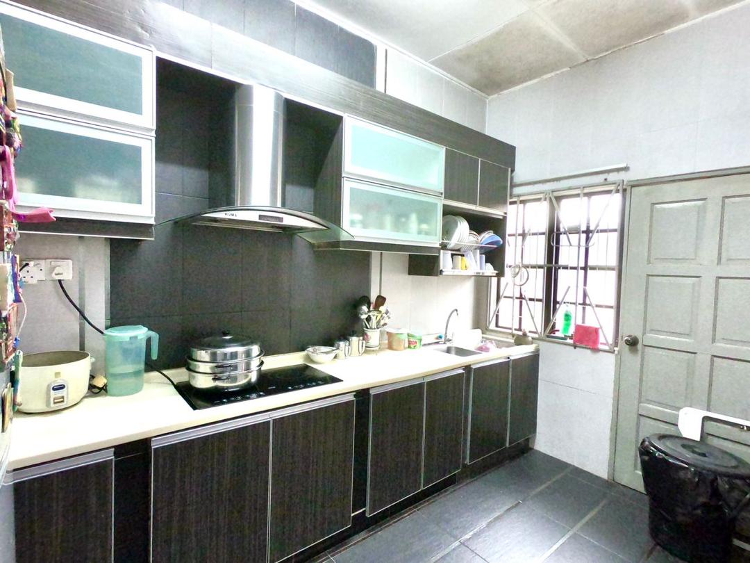Nice Reno Corner Lot Facing Open Bandar Kinrara - photo 4